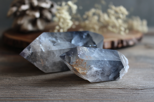 Gray Phantom Quartz Benefits: Wisdom Integration and Inner Transformation