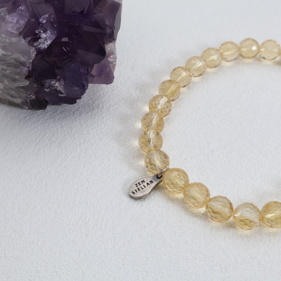 Another close-up view of the Golden Radiance faceted citrine bracelet
